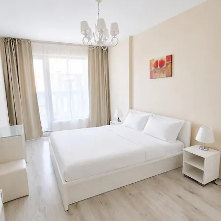 South Bay 2bdrm Ap With Pool And