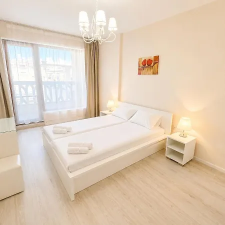 South Bay 2bdrm Ap With Pool And